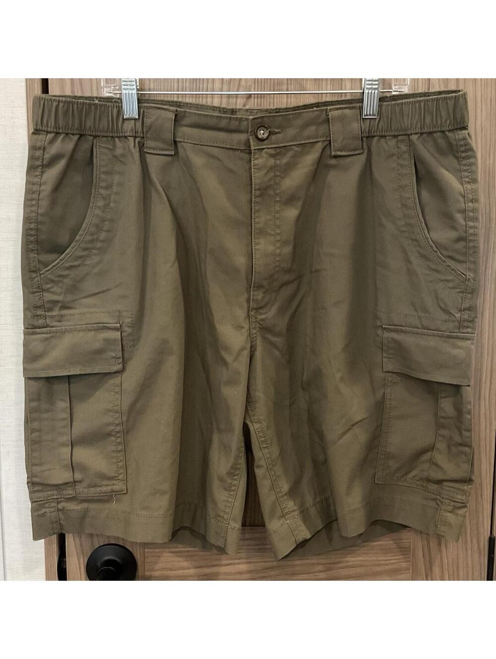 SAVANE Mens Dark Green Cargo Shorts Size 38